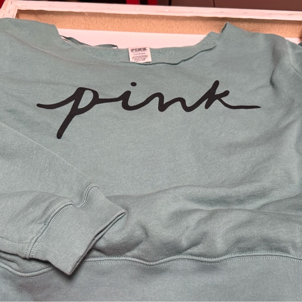 PINK Victoria's Secret Teal crop Sweatshirt with Black Logo